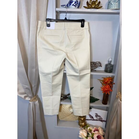 LOFT NWT The Riviera Pant size 4 Cropped Nude Tan Cream New Pants - Picture 3 of 11
